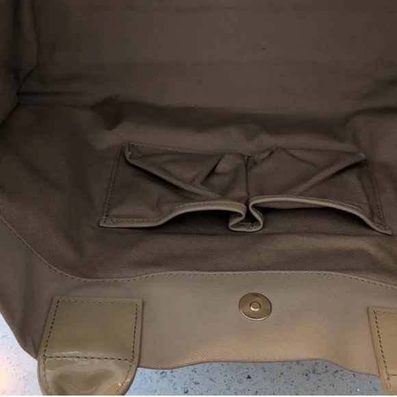 Tory Burch Ella Tote Bag Women Beige Tan Nylon Patent
Logo Shoulder Bag - Picture 9 of 10